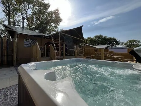 Premium Çadır, Özel Banyo, Bahçe Manzaralı
