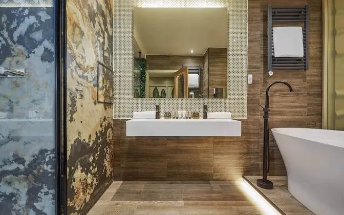 Luxury Süit, Kanal Manzaralı