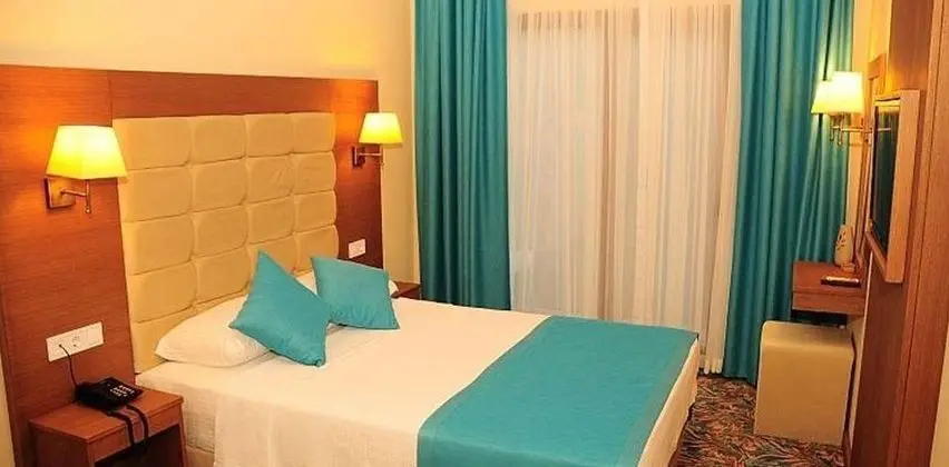 https://images.etstur.com/files/images/hotelImages/TR/51109/l/Liona-Hotel---SPA-Oda-325434.jpg