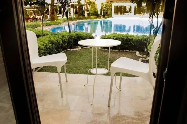 https://images.etstur.com/files/images/hotelImages/TR/51109/l/Liona-Hotel---SPA-Oda-325451.jpg