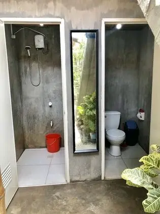 Tek Büyük Yataklı Oda (Nipa Hut, No Aircon)