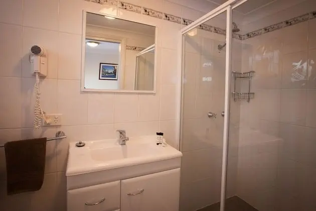 Standard Oda, Sigara İçilmez (Queen and Single Room)