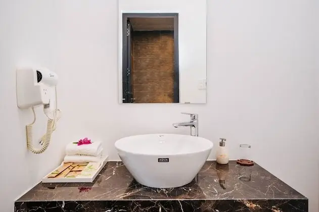 Luxury Tek Büyük Yataklı Oda