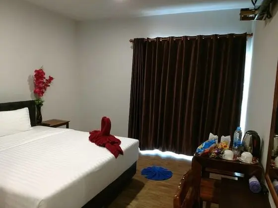 Deluxe Tek Büyük Yataklı Oda, 1 Çift Kişilik Yatak, Bahçe Manzaralı, Zemin Kat