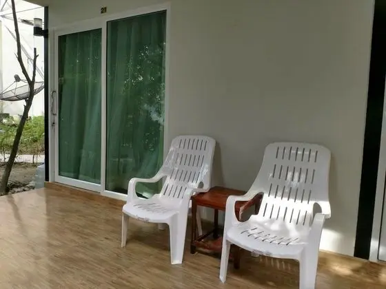 Deluxe Tek Büyük Yataklı Oda, 1 Çift Kişilik Yatak, Bahçe Manzaralı, Zemin Kat