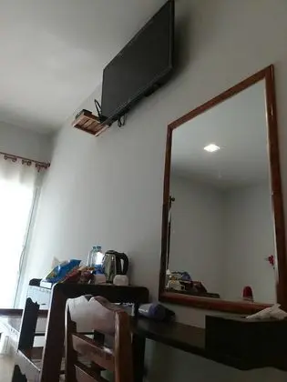 Deluxe Tek Büyük Yataklı Oda, 1 Çift Kişilik Yatak, Bahçe Manzaralı, Zemin Kat