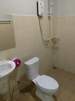Deluxe Tek Büyük Yataklı Oda, 1 Çift Kişilik Yatak, Bahçe Manzaralı, Zemin Kat
