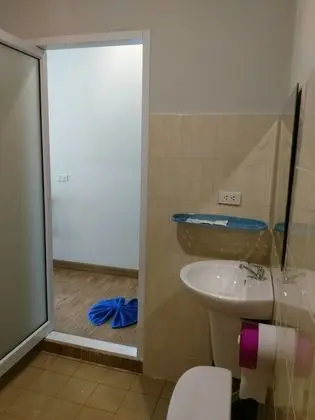 Deluxe Tek Büyük Yataklı Oda, 1 Çift Kişilik Yatak, Bahçe Manzaralı, Zemin Kat