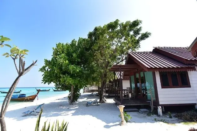 Bungalov, Plaj Manzaralı (Sea Front Bungalow)