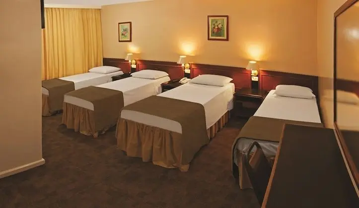 Deluxe Dört Kişilik Oda