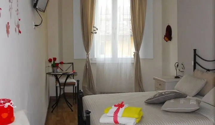 İki Ayrı Yataklı Oda, 2 Tek Kişilik Yatak, Sigara İçilmez