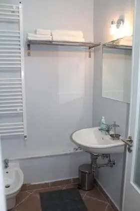 Tek Büyük Yataklı Oda, Birden Çok Yatak, Sigara İçilmez