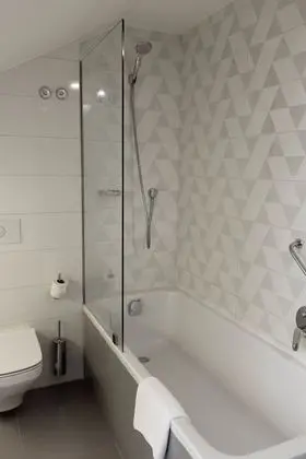 Family Tek Büyük veya İki Ayrı Yataklı Oda, Şehir Manzaralı (Street View)