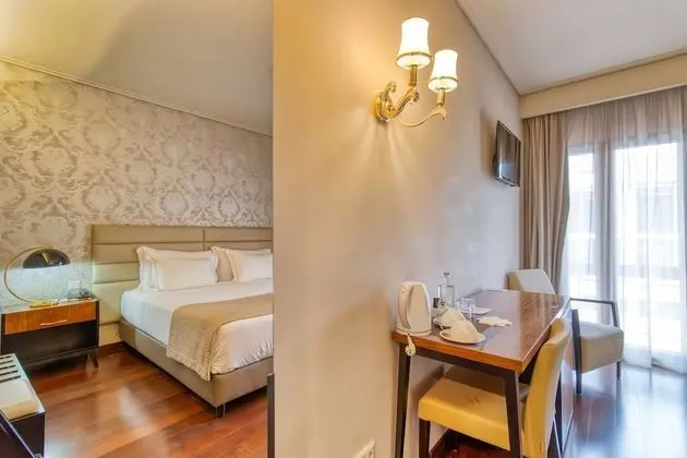 Tek Büyük veya İki Ayrı Yataklı Oda