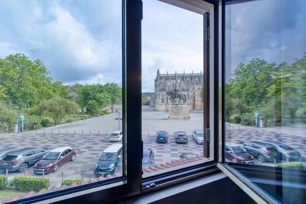 Tek Büyük veya İki Ayrı Yataklı Oda (Monastery View)