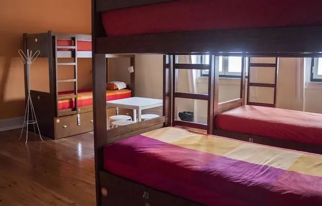 Ortak Ranzalı Oda, Ortak Banyo, Nehir Manzaralı (One Bed in a 10 Bed Mix Dorm)
