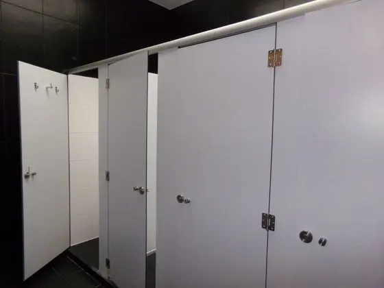 Ortak Ranzalı Oda, Ortak Banyo, Nehir Manzaralı (One Bed in a 6 Bed Mix Dorm)