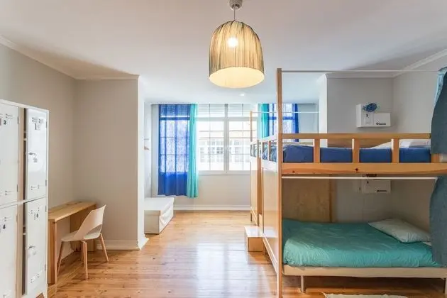 Ortak Ranzalı Oda, Karma Ranzalı Oda, Ortak Banyo (1 Bed in a 6 Bed Dorm)