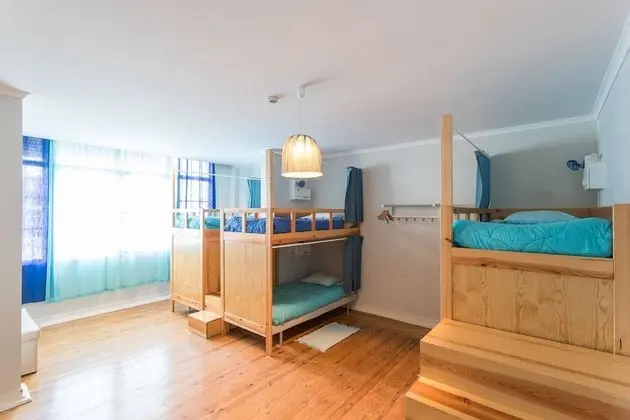 Ortak Ranzalı Oda, Karma Ranzalı Oda, Ortak Banyo (1 Bed in a 6 Bed Dorm)
