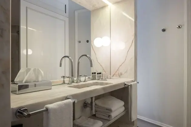 Family Oda, Bağlantılı Odalar