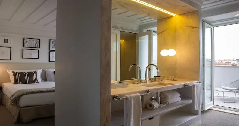 Superior Tek Büyük Yataklı Oda, Şehir Manzaralı