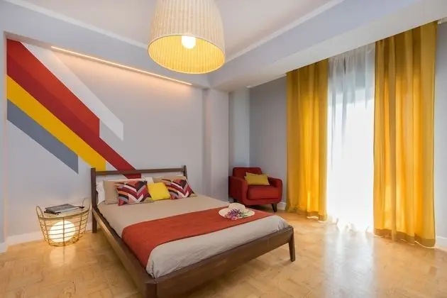 Design Tek Büyük Yataklı Oda (1)
