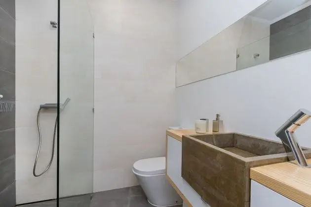 Design Tek Büyük Yataklı Oda (1)