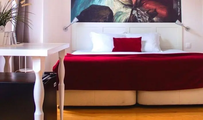 Superior Tek Büyük Yataklı Oda