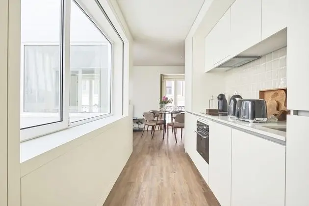 Superior Apartment - Back Street Facing