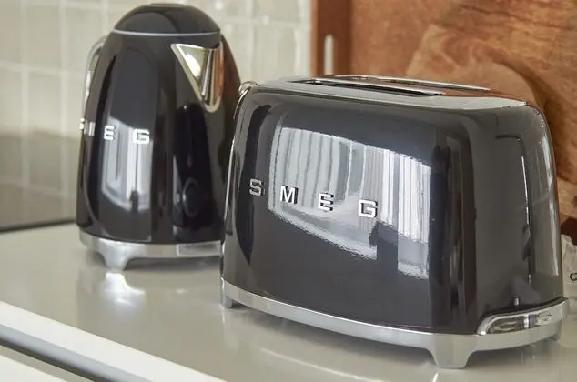 Superior Apartment - Back Street Facing