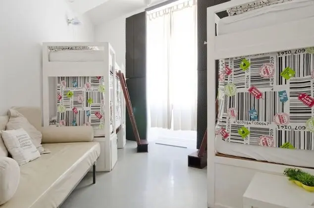 Ortak Ranzalı Oda, Sadece kadınlar için, Özel Banyo (1 Bed in a 4 Bed Dorm)