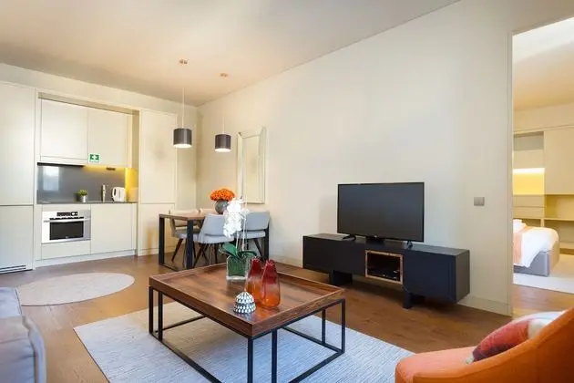 Apart Daire, 2 Yatak Odası, Sigara İçilmez (8 Building)