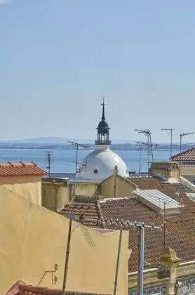 Romantic Süit, Nehir Manzaralı