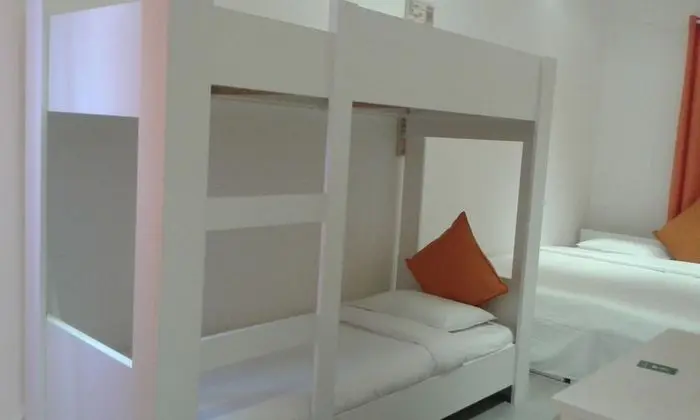 Dört Kişilik Oda (Orange)