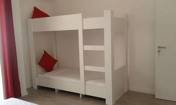 Dört Kişilik Oda (Red)