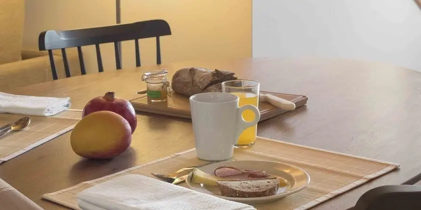 Apart Daire, 2 Yatak Odası, Küçük Mutfak