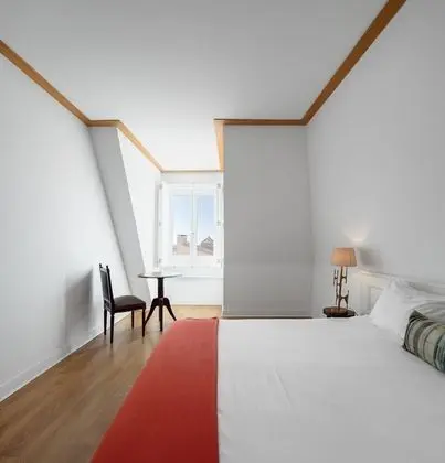 Apart Daire, 2 Yatak Odası, Küçük Mutfak