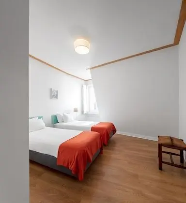 Apart Daire, 2 Yatak Odası, Küçük Mutfak