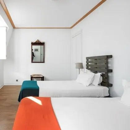 Apart Daire, 2 Yatak Odası, Küçük Mutfak