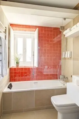 Apart Daire, 2 Yatak Odası, Küçük Mutfak