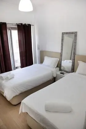 Tek Büyük Yataklı Oda, Ortak Banyo