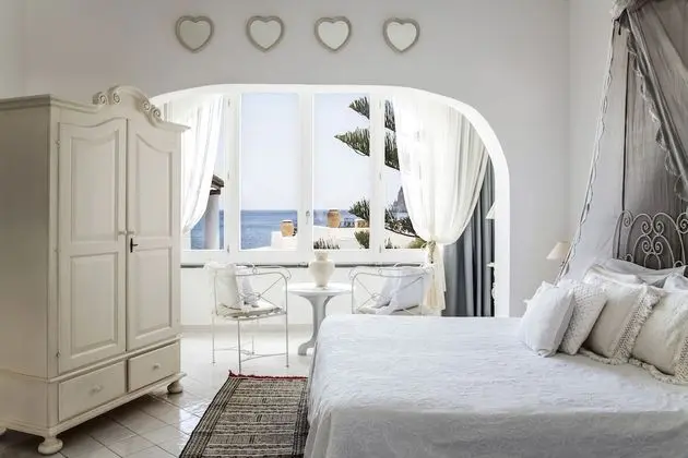 Triple Junior Suite, 1 Double and 1 Twin