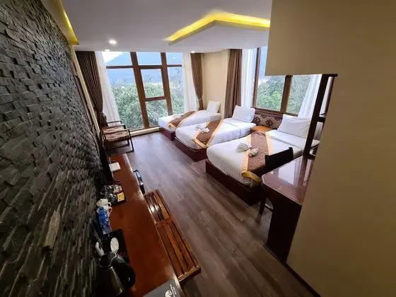 Deluxe Üç Kişilik Oda