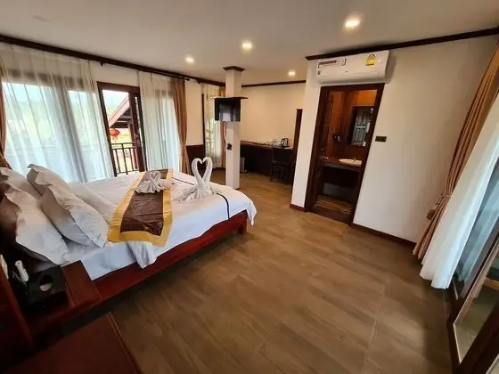VIP Suite A King Bed