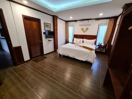 VIP Suite A King Bed