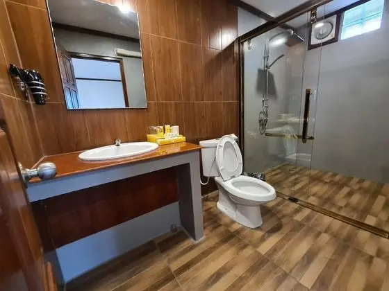 VIP Suite A King Bed