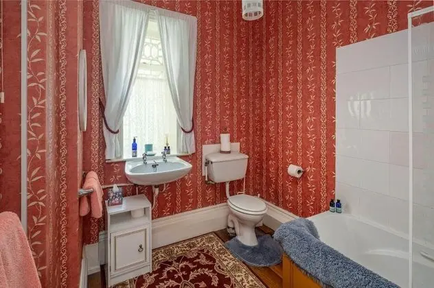 Tek Büyük Yataklı Oda, Banyolu/Duşlu, Bahçe Manzaralı