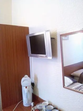 Üç Kişilik Oda
