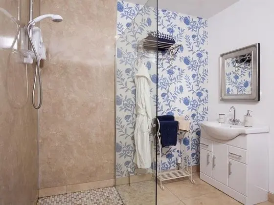 Süit, Engellilere Uygun, Banyolu/Duşlu (The Garden Room)