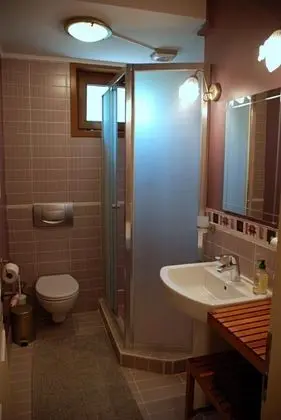 Çift Kişilik, Deniz Manzaralı